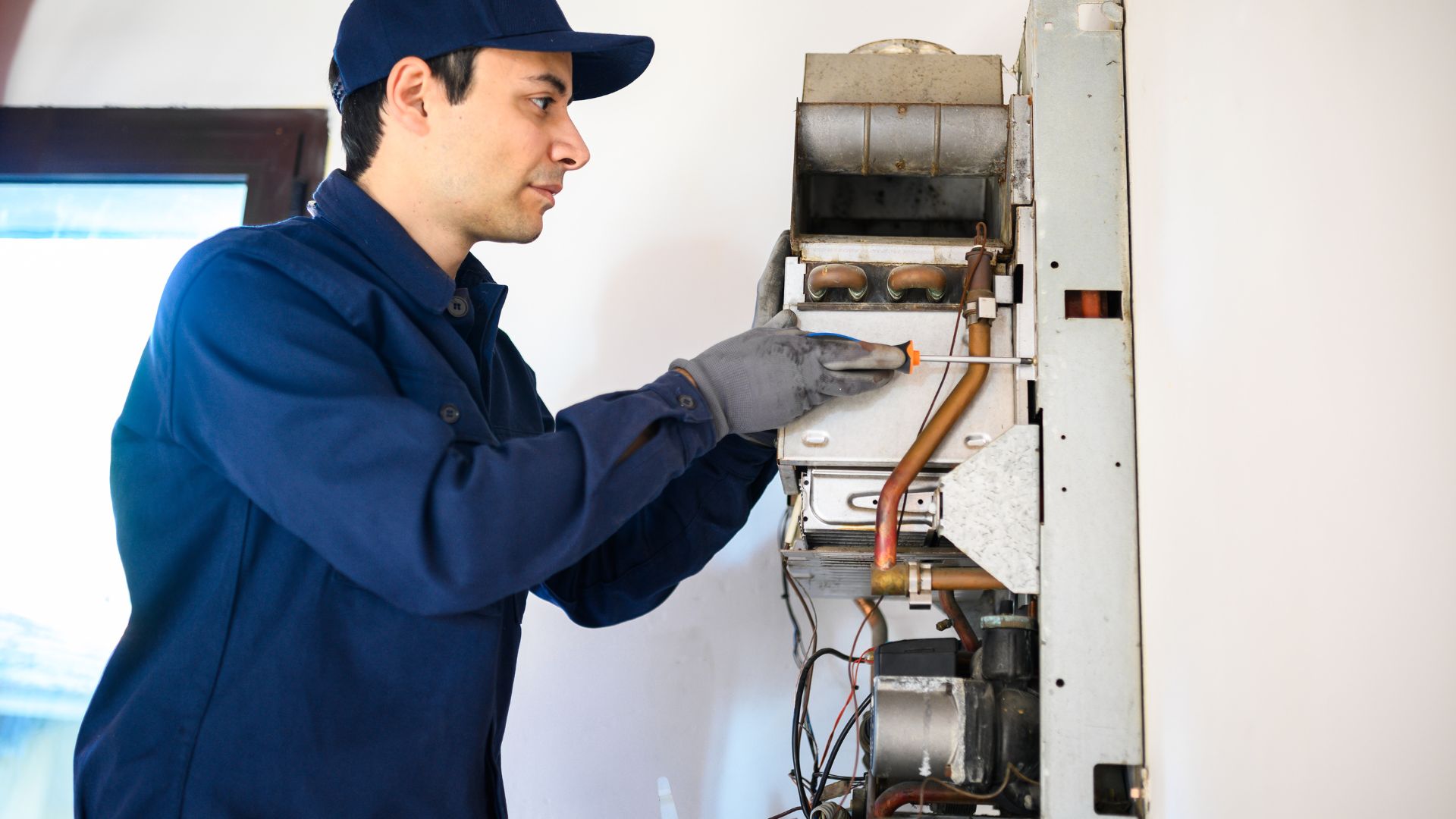 Certified Plumbing Professionals in Mississauga: Expert Technicians for Tankless Water Heater Installation & Repair