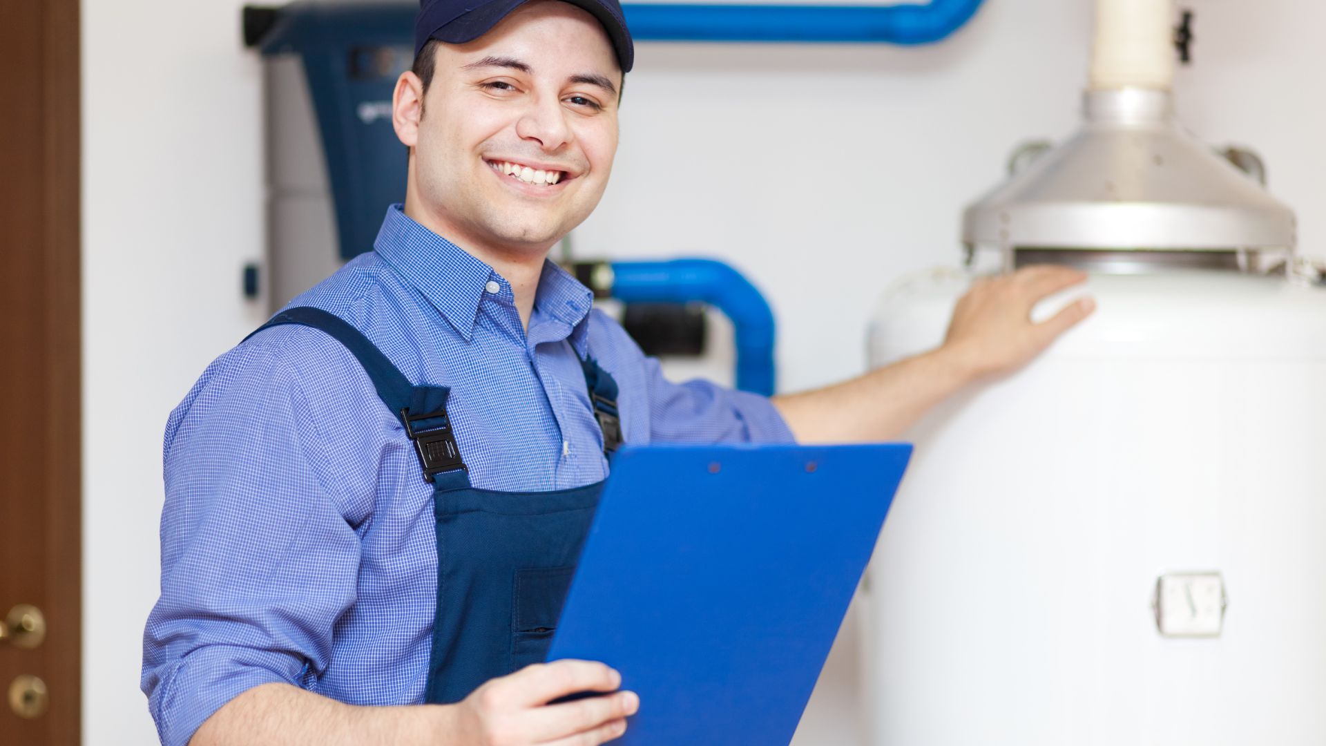 Benefits of Employing Skilled Plumbing Professionals for Hot Water Tank Repairs in Mississauga