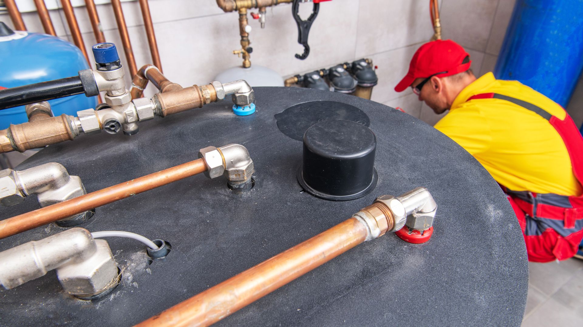Contact CAN Plumbing and Drainage for any requirements regarding your hot water tank, with expert plumbers ready to assist you.