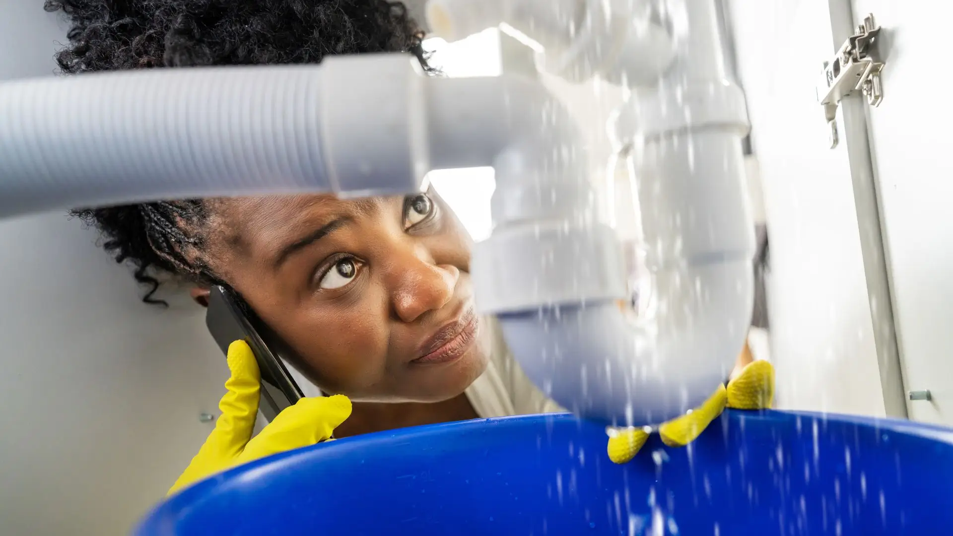 Awesome Tips for Sewer and Drainage Line Cleaning 6 Drains Opt for environmentally friendly cleaning products when maintaining your plumbing system.
