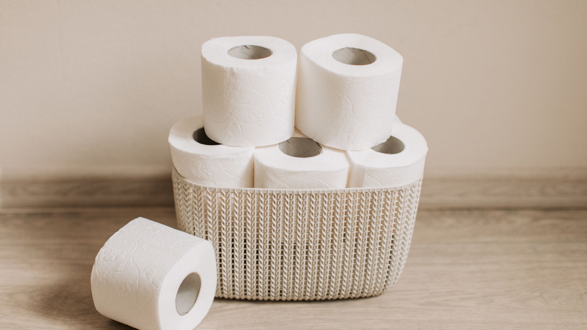 Decrease in Toilet Paper Consumption Advised by Plumbers