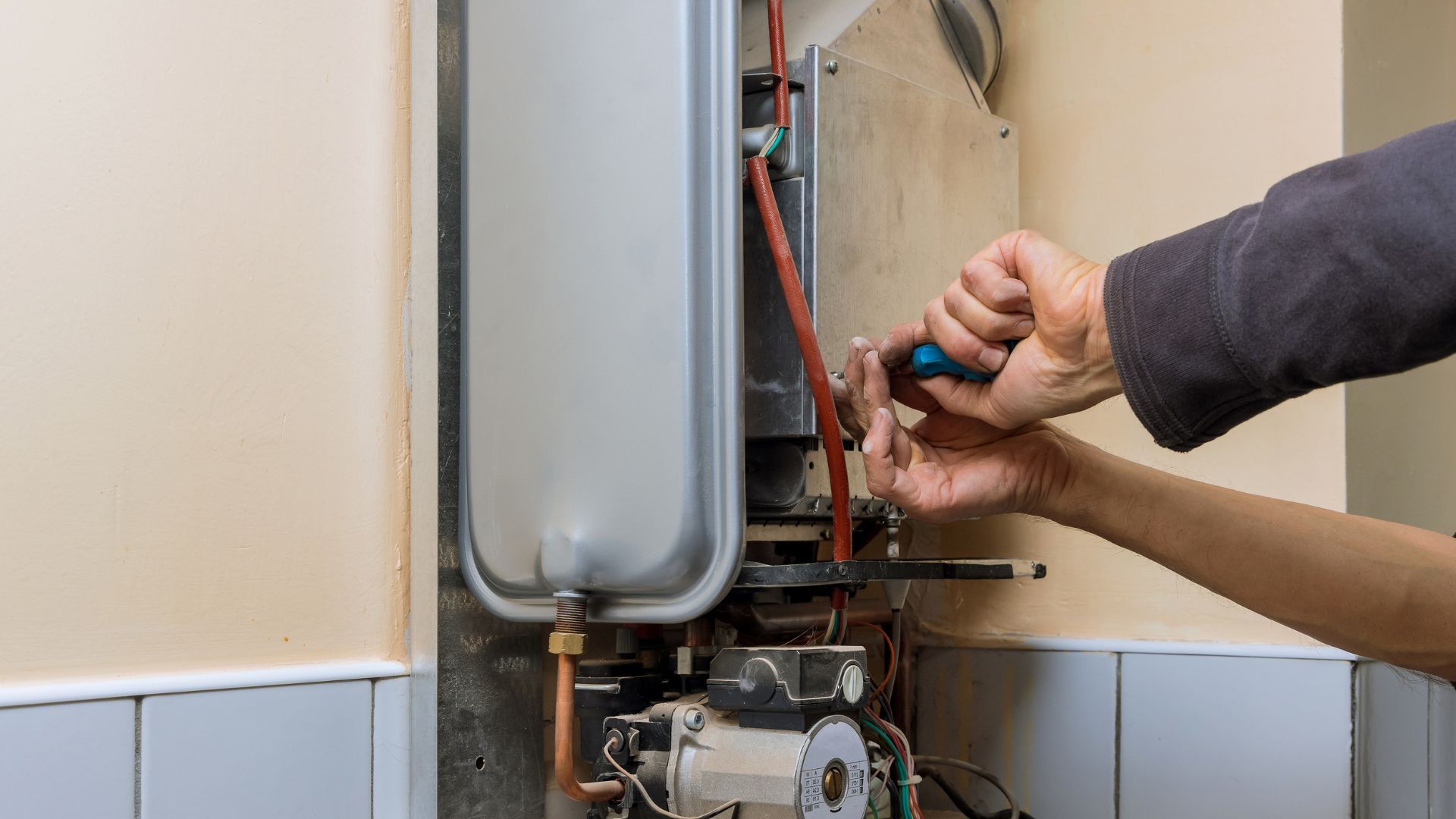 Replenish and restart your heater with precision, courtesy of our skilled team of plumbers.