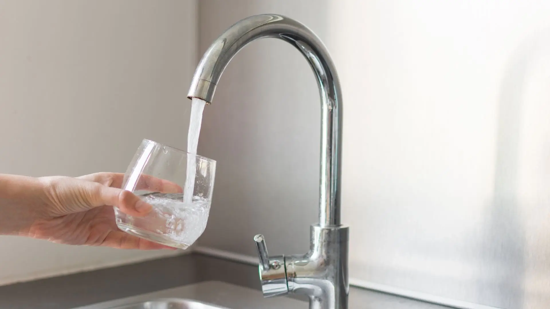 Tap Water Services by Plumbers